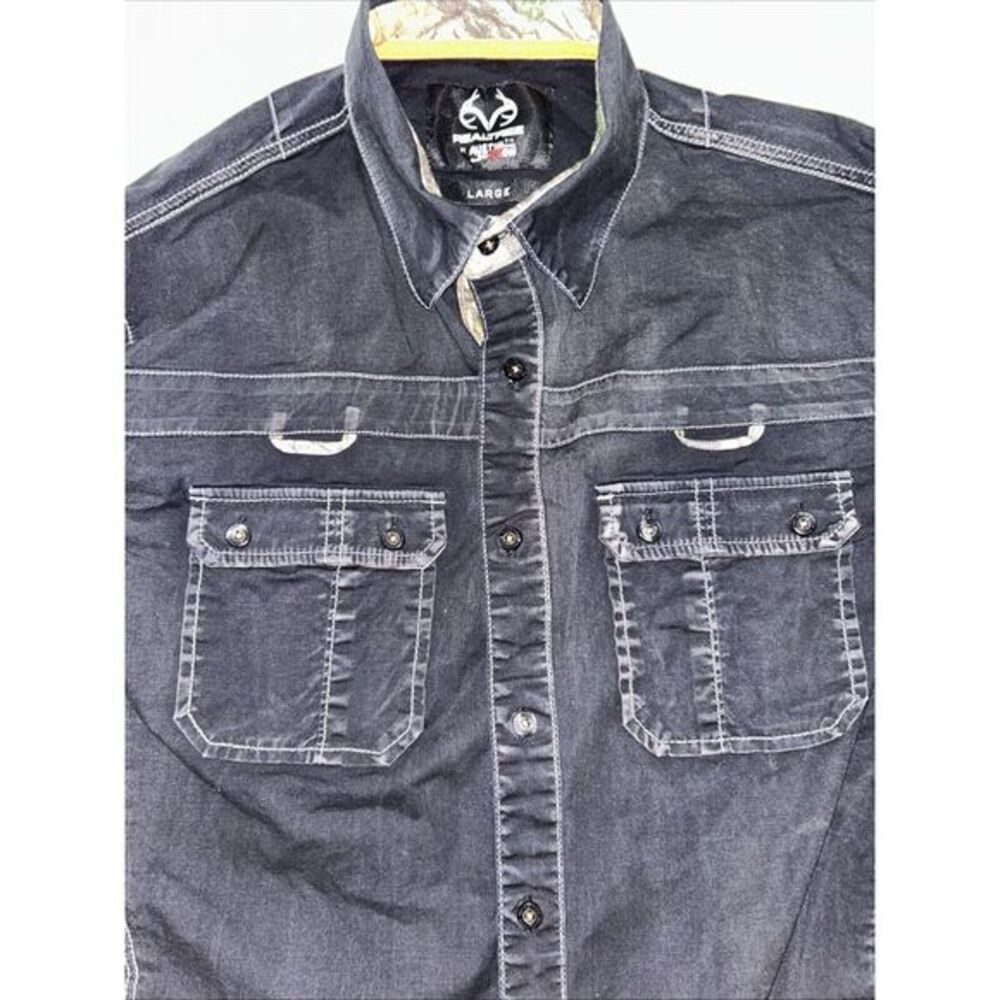 Real Tree Austin Season Shirt Large Button Casual - Picture 2 of 5